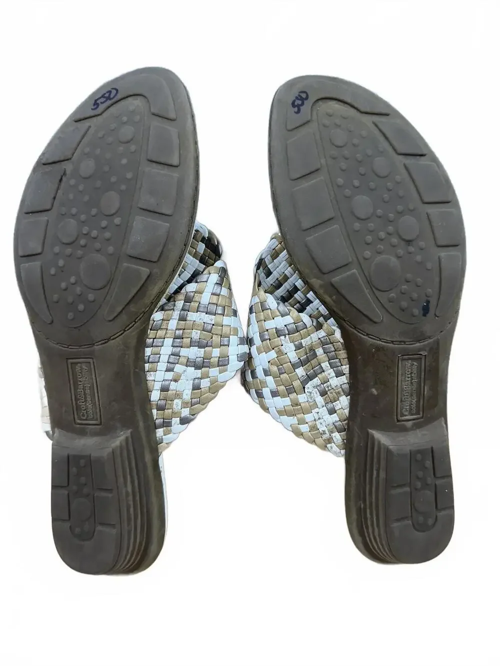 Croft & Barrow Woven Slide Sandals White and Beige‎ Casual Summer Flats